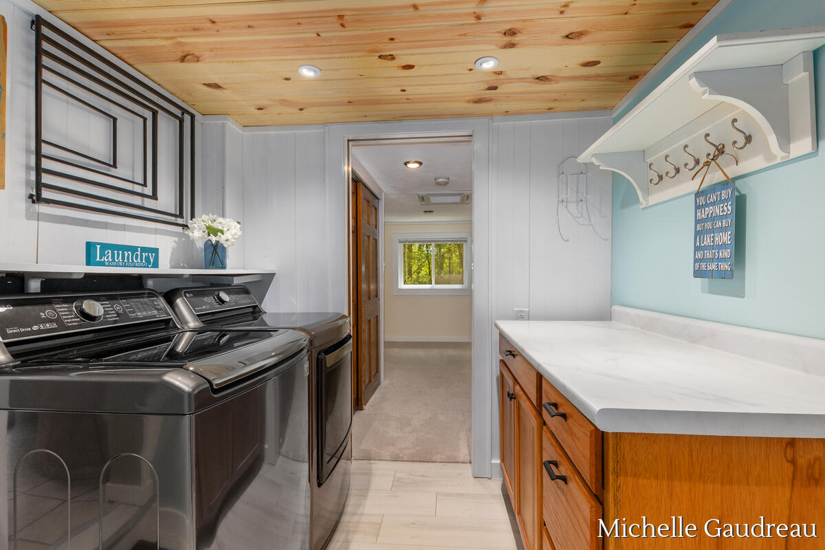 621 Eagle Point Road Lake Odessa, MI 48849 - Photo 23 of 47 621-Eagle_020