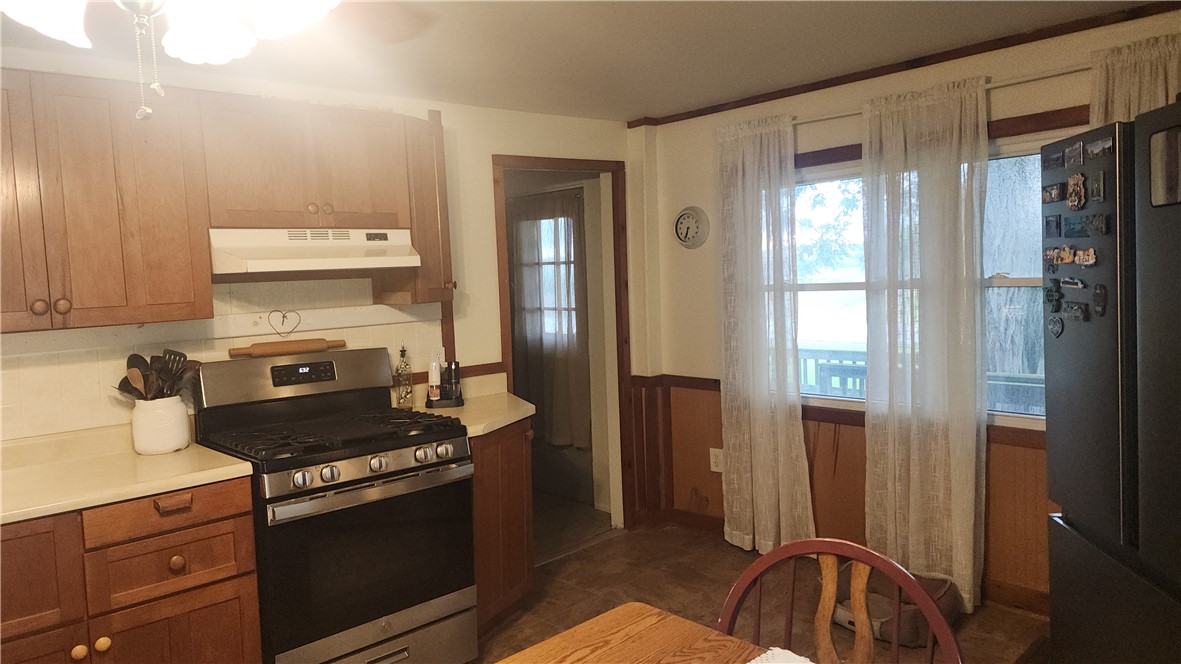 817 Pre Emption Road Penn Yan, NY 14527 - Photo 17 of 31