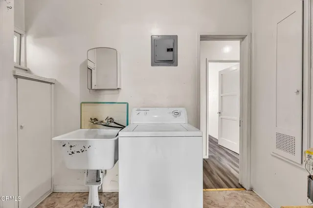 $829,000 | 4419 1/2 Corliss Street, Los Angeles, CA 90041