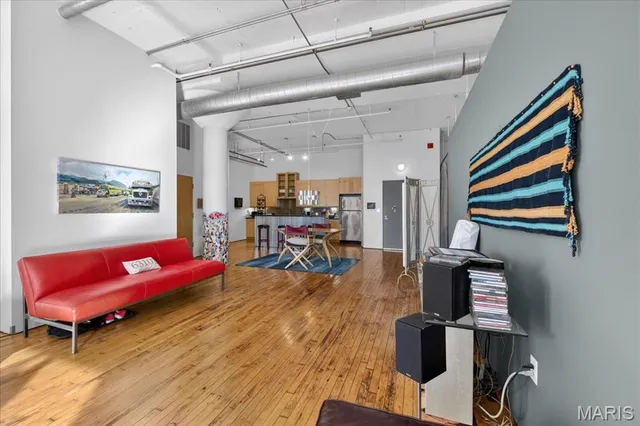 $175,000 | 1010 St Charles Street, Unit 904, St. Louis, MO 63101