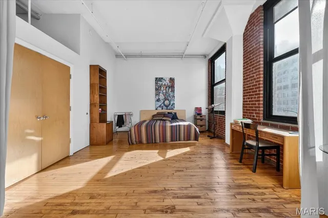 $175,000 | 1010 St Charles Street, Unit 904, St. Louis, MO 63101