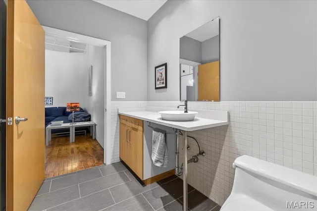 $175,000 | 1010 St Charles Street, Unit 904, St. Louis, MO 63101