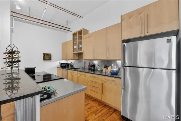 $175,000 | 1010 St Charles Street, Unit 904, St. Louis, MO 63101