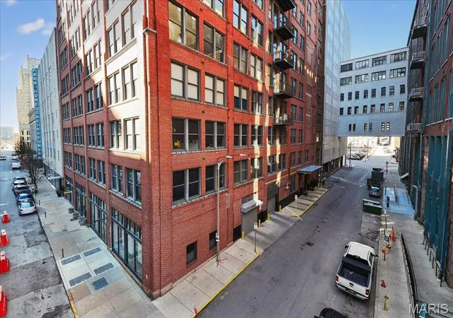 $175,000 | 1010 St Charles Street, Unit 904, St. Louis, MO 63101