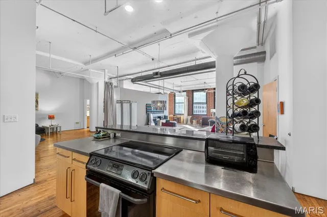 $175,000 | 1010 St Charles Street, Unit 904, St. Louis, MO 63101