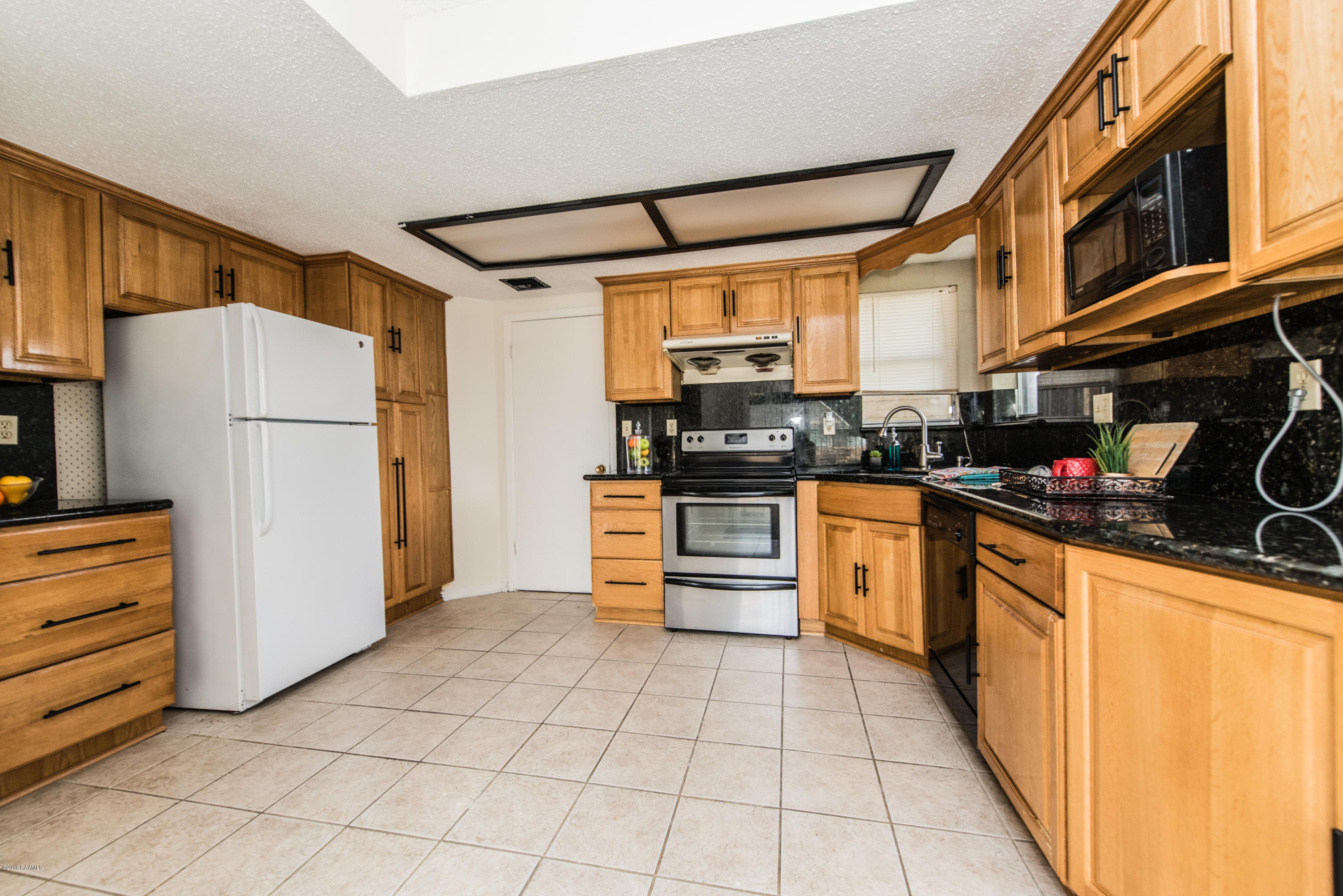 800 Rosedown Lane Lafayette, LA 70503 - Photo 13 of 30 Gallery Image 13