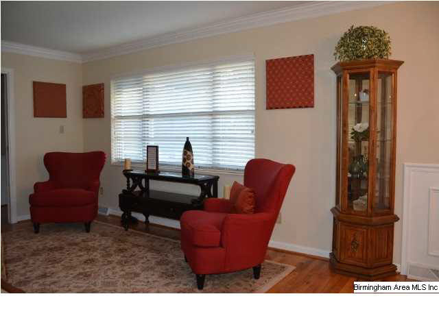104 Pierson Circle Bessemer, AL 35023 - Photo 4 of 28