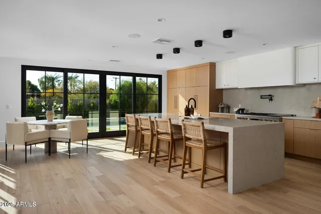 $19,995 | 6039 East Calle Camelia, Scottsdale, AZ 85251