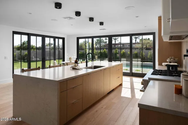 $19,995 | 6039 East Calle Camelia, Scottsdale, AZ 85251