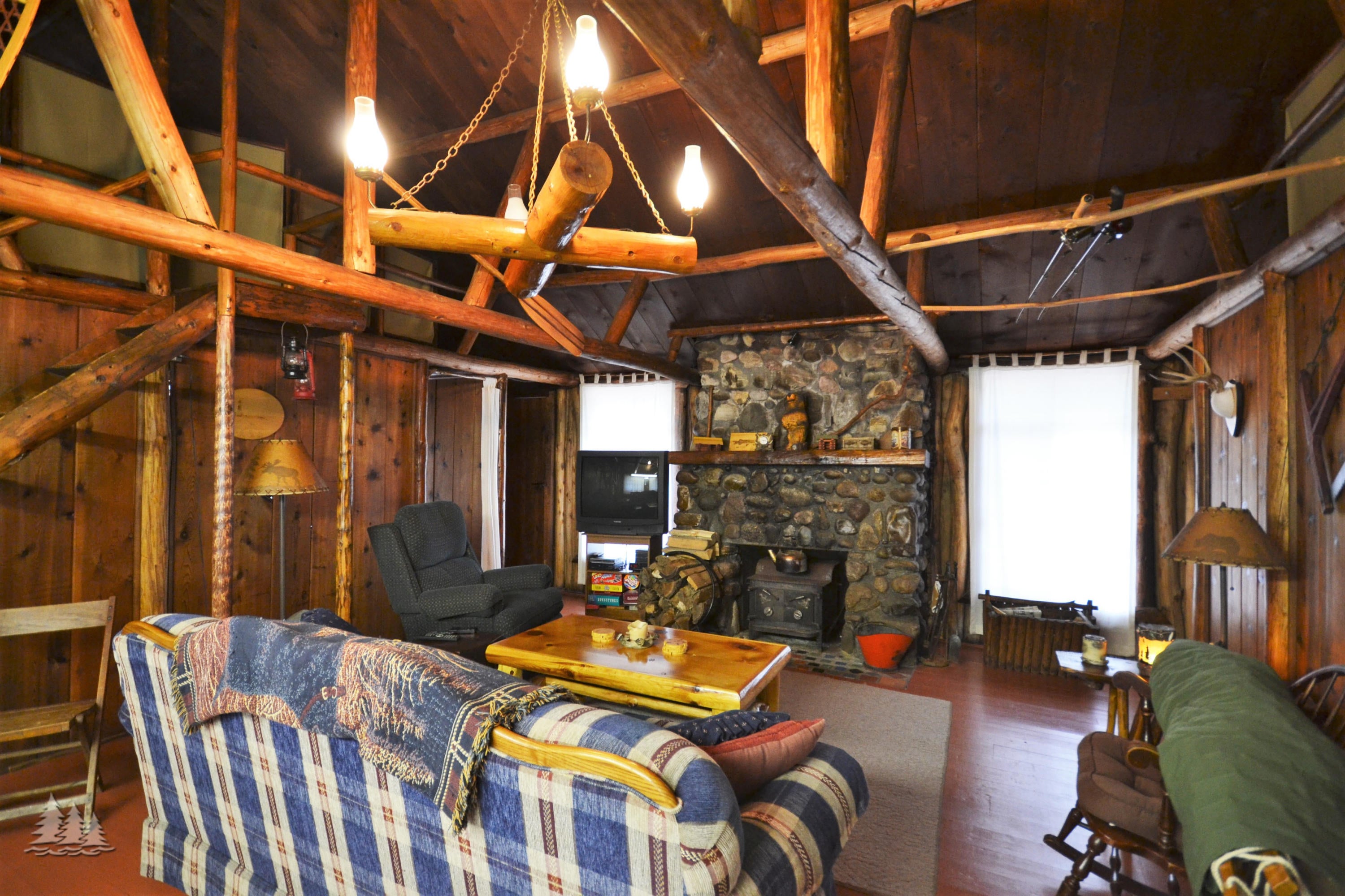 3691 Cobb Road Lewiston, MI 49756 - Photo 10 of 33 Gallery Image 10