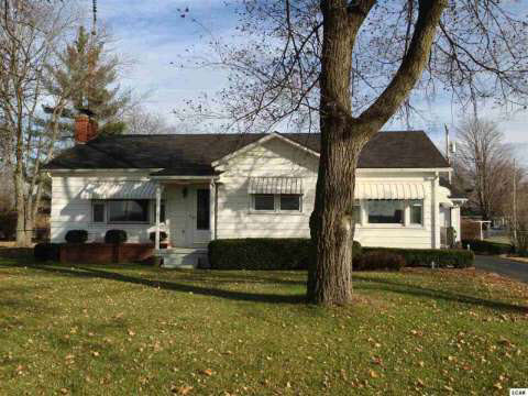 2699 Airport Road Adrian, MI 49221 - Photo 2 of 16 20386820-1.JPG