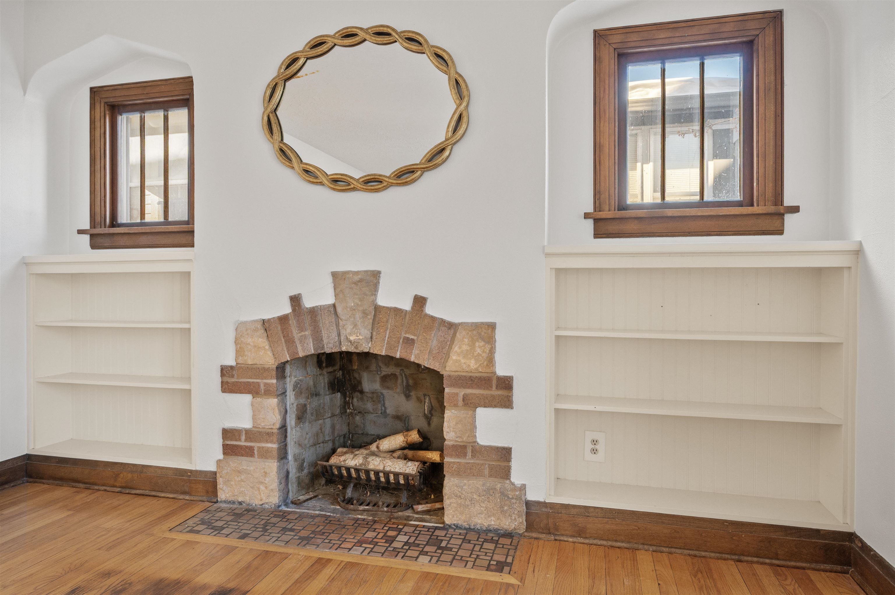 2725 Kendall Avenue Madison, WI 53705 - Photo 8 of 34