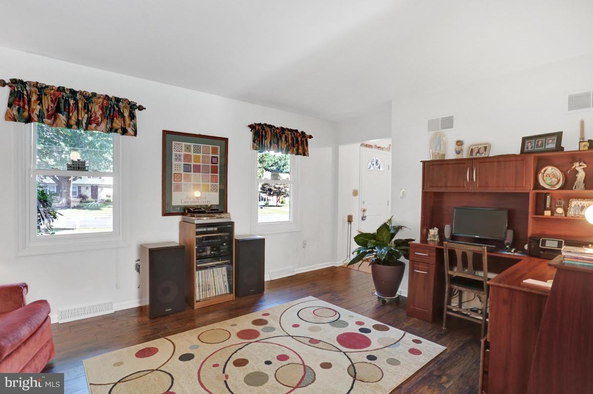 434 Coach House Lane Lititz, PA 17543 - Photo 14 of 34 Gallery Image 14
