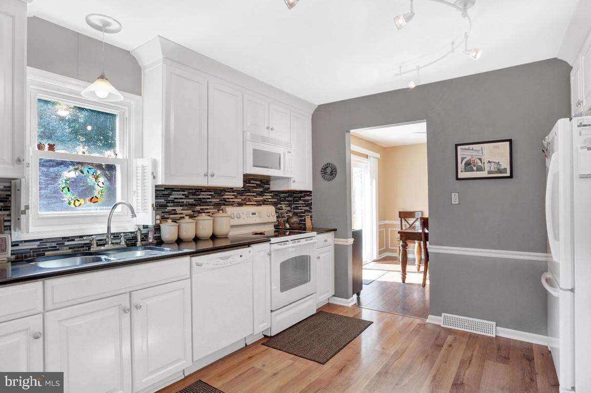 434 Coach House Lane Lititz, PA 17543 - Photo 18 of 34 Gallery Image 18