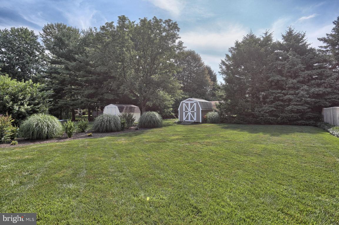 434 Coach House Lane Lititz, PA 17543 - Photo 3 of 34 Gallery Image 3