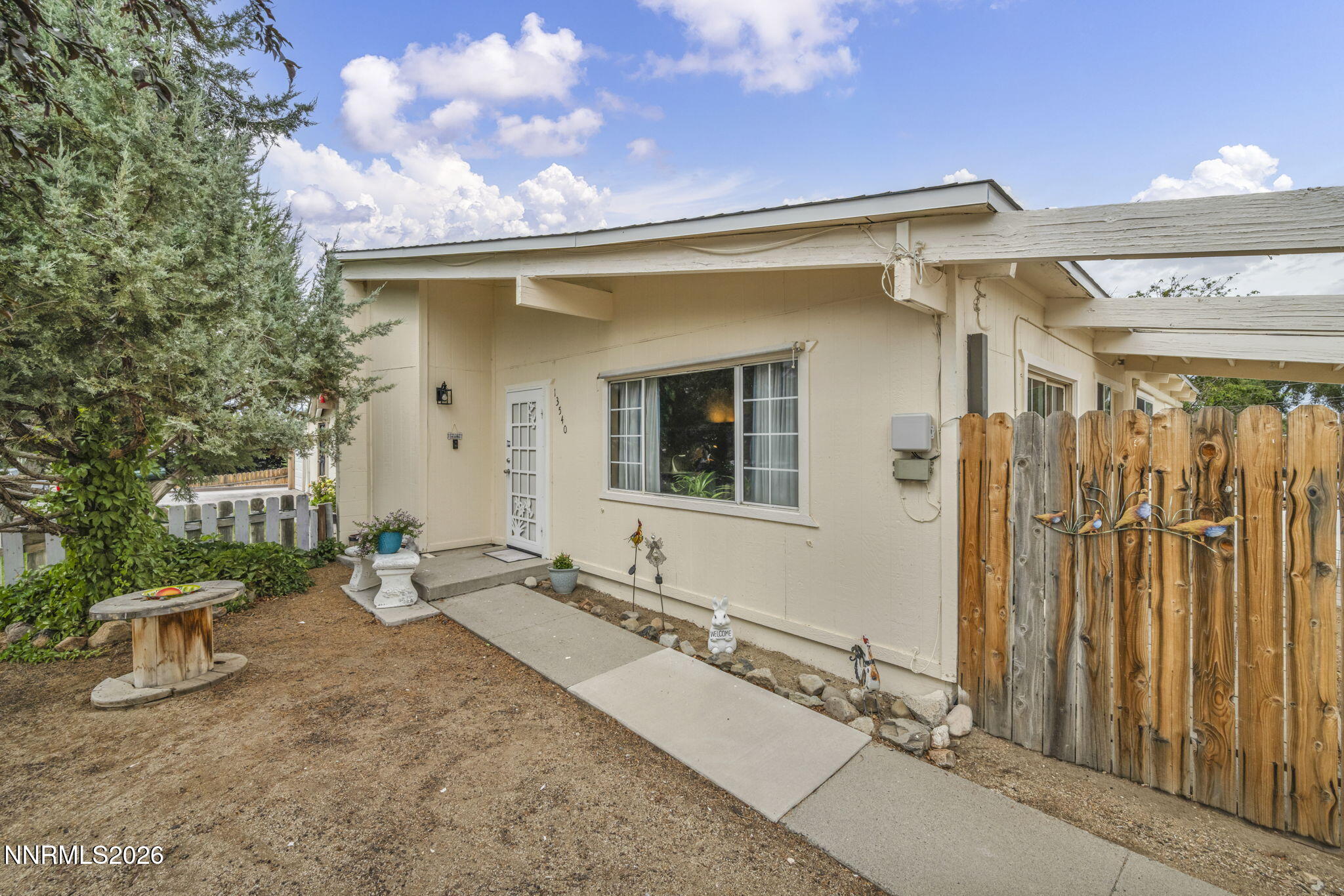 5-web-or-mls-13540-mt-shasta-st