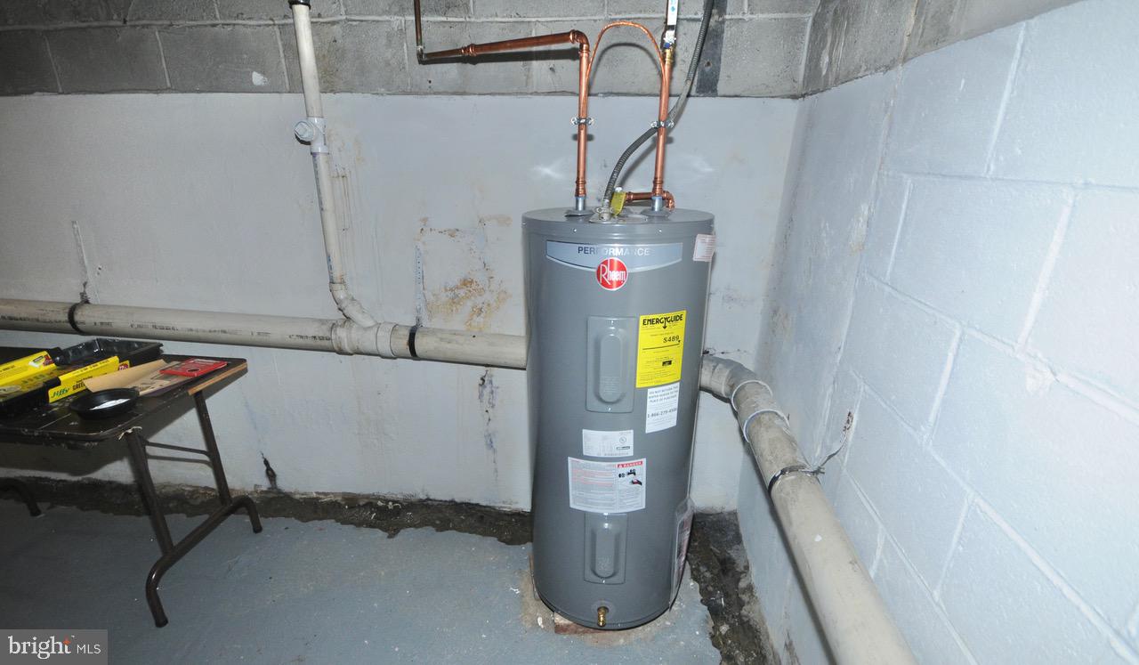 817 Woodlane Road Westampton, NJ 08060 - Photo 26 of 35 Basement HW Heater