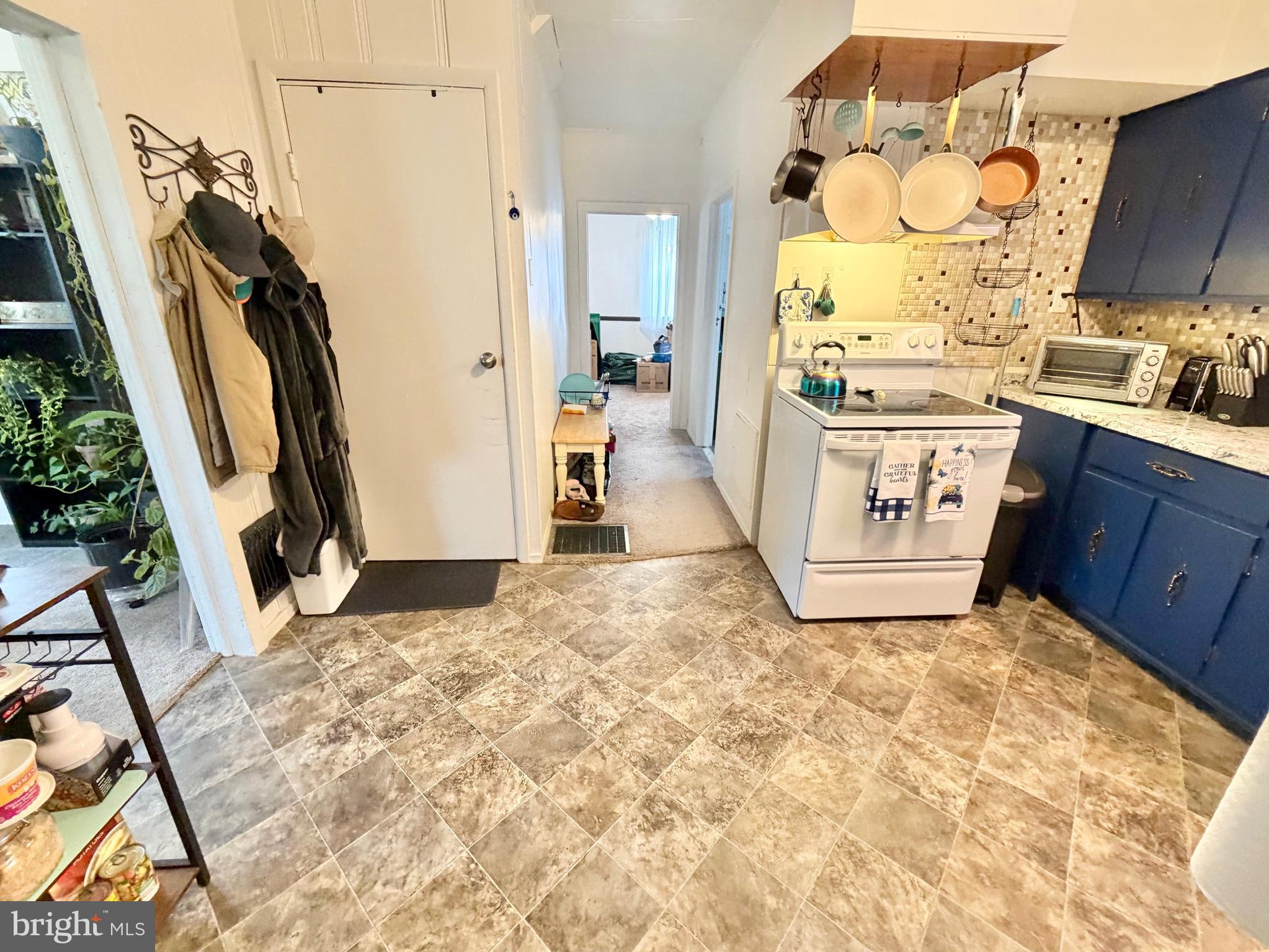 817 Woodlane Road Westampton, NJ 08060 - Photo 6 of 35 Kitchen