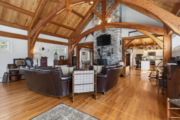 $875,000 | 71 Odell Road, Sandown, NH 03873