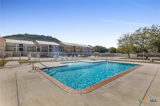 $549,500 | 540 River Run, Unit 114, New Braunfels, TX 78132