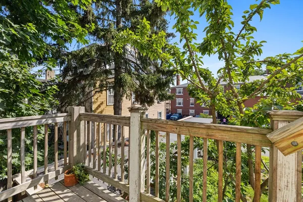 $2,595 | 9 Hodges Court, Unit 2, Salem, MA 01970
