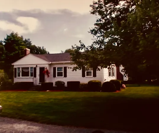 $549,900 | 29 Forest Street, Franklin, MA 02038