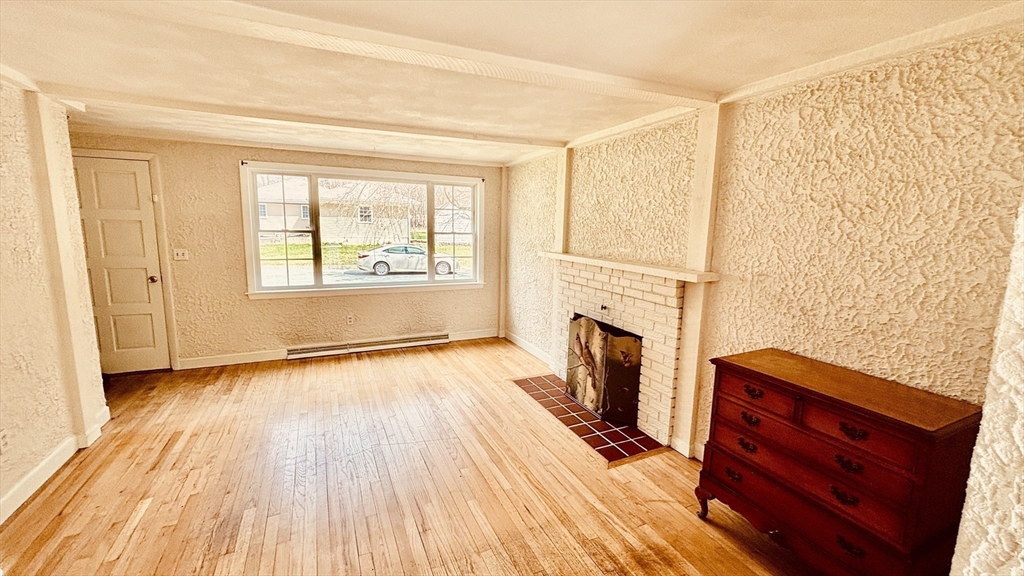 29 Forest Street Franklin, MA 02038 - Photo 15 of 24