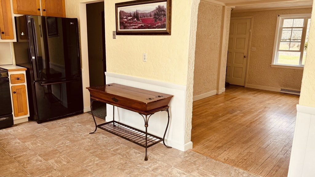 29 Forest Street Franklin, MA 02038 - Photo 8 of 24