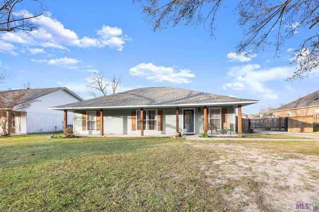 $289,000 | 14223 Haverhill Avenue, Pride, LA 70770