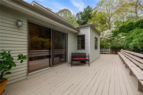 $950,000 | 38 River Run, East Greenwich, RI 02818