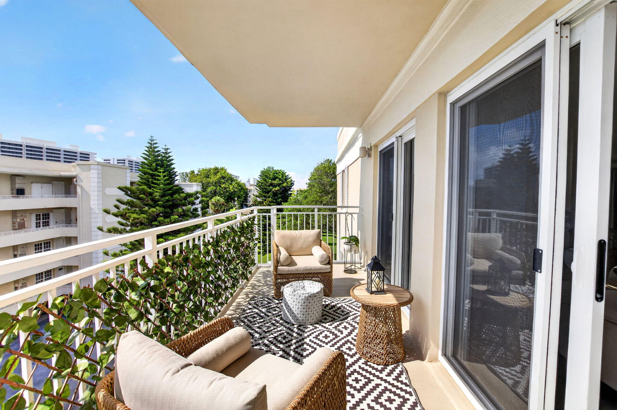 950 De Soto Road, Unit 5A Boca Raton, FL 33432 - Photo 30 of 98 29-web-or-mls-DSC_8196