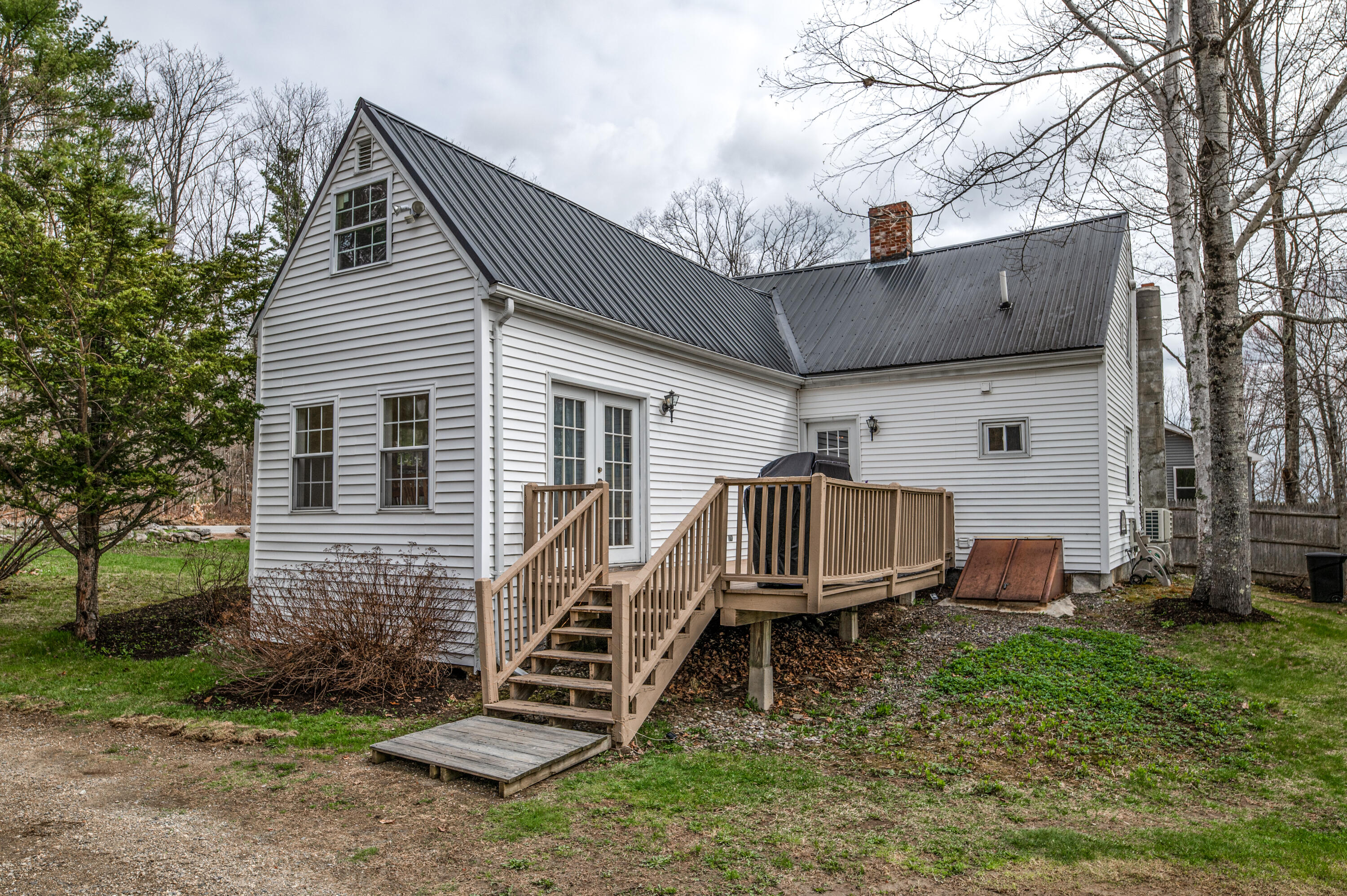 214 Costello Road Gardiner, ME 04345 - Photo 3 of 17 Exterior12