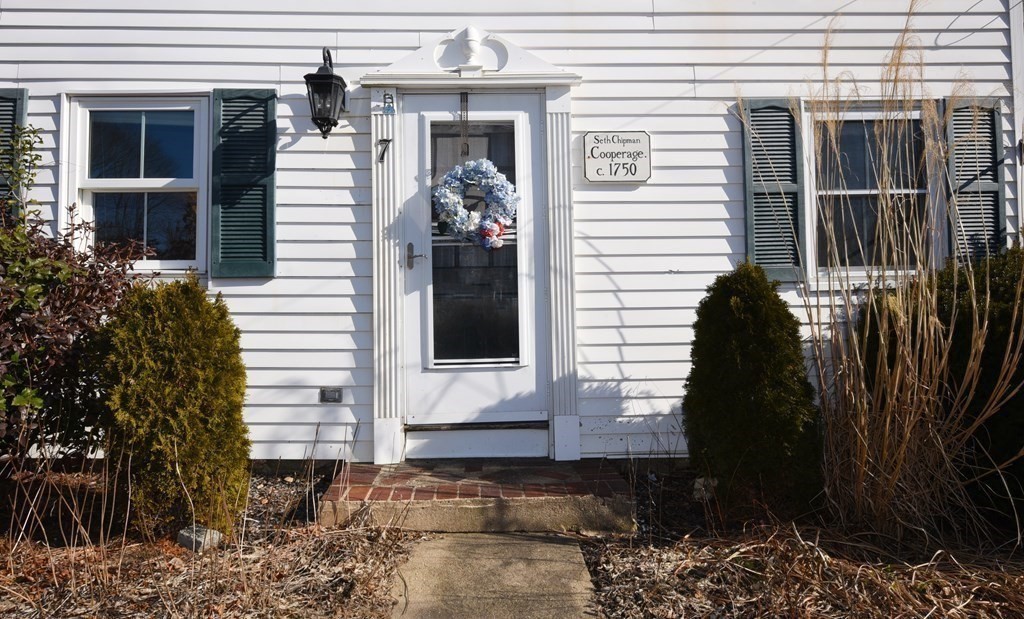 7 Summer Street Kingston, MA 02364 - Photo 36 of 41 a front view of a house