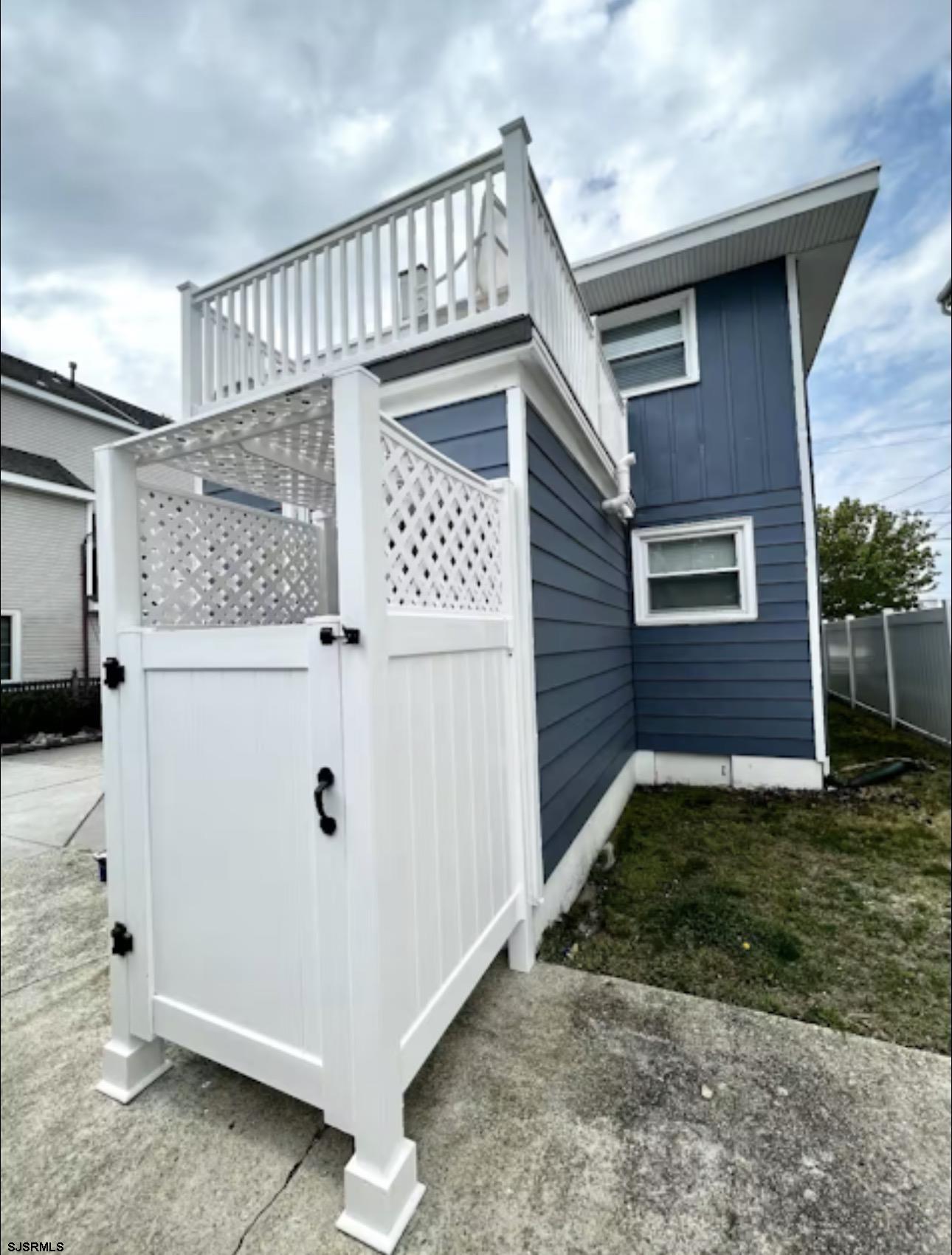 512 West Brigantine Avenue, Unit C Brigantine, NJ 08203 - Photo 13 of 19 a view of a house with a door