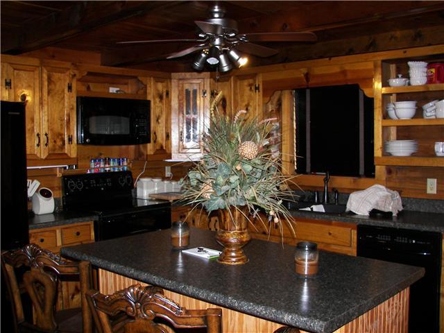 303 Twin Oaks Road Dover, TN 37058 - Photo 7 of 14 Gallery Image 7