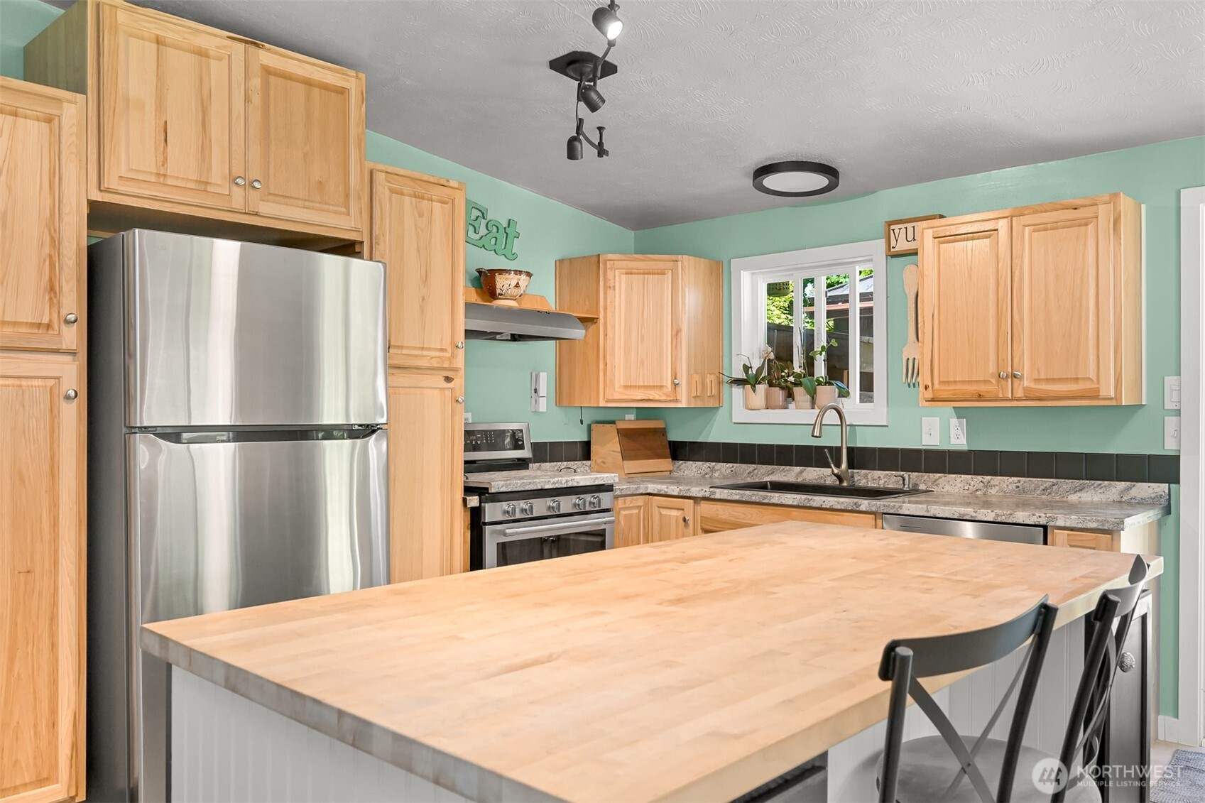 6070 Saxon Road Acme, WA 98220 - Photo 18 of 40