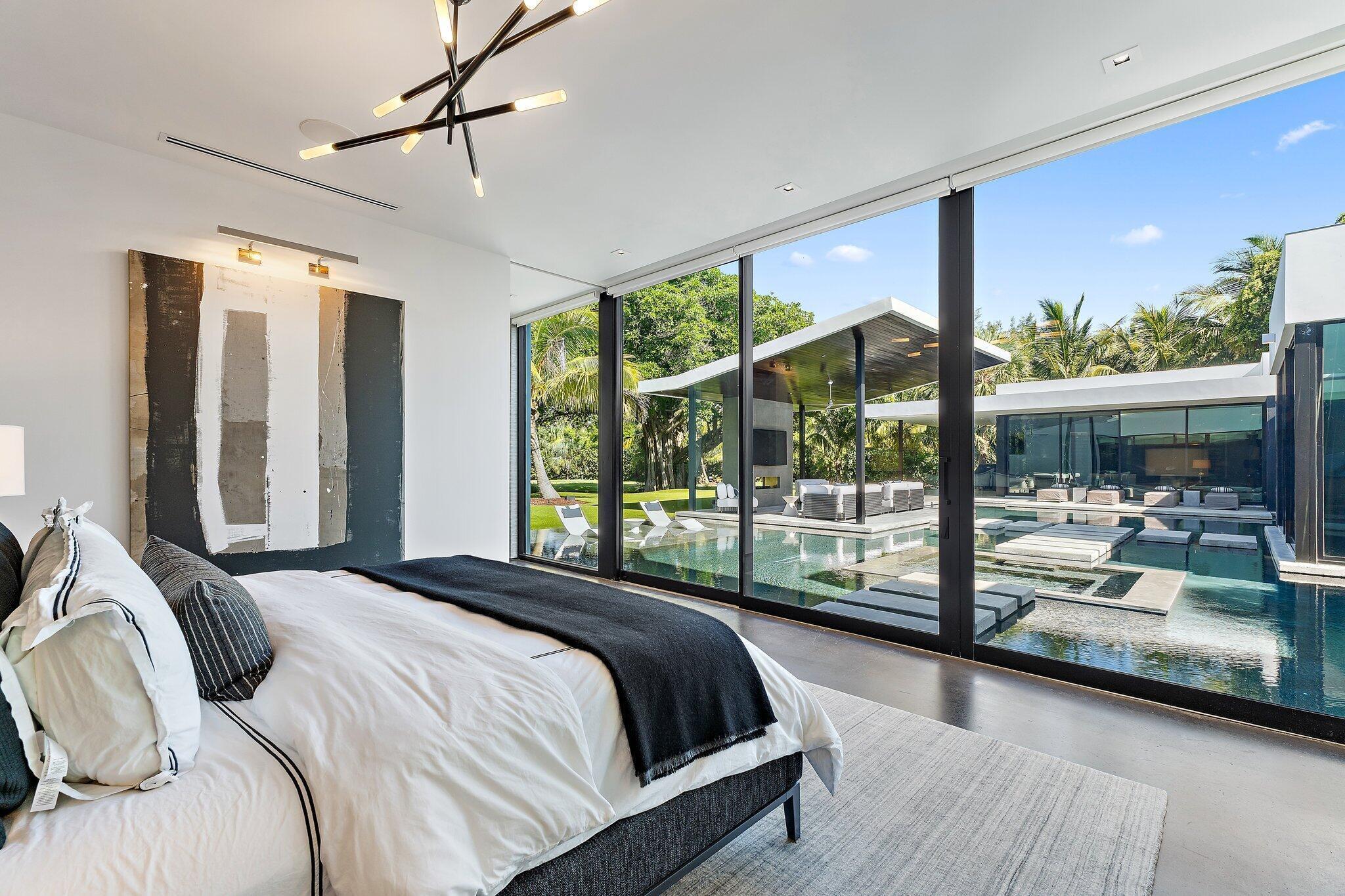 12 North Beach Road Jupiter Island, FL 33455 - Photo 23 of 62 100-12NBeachRd-HobeSound-SMALL