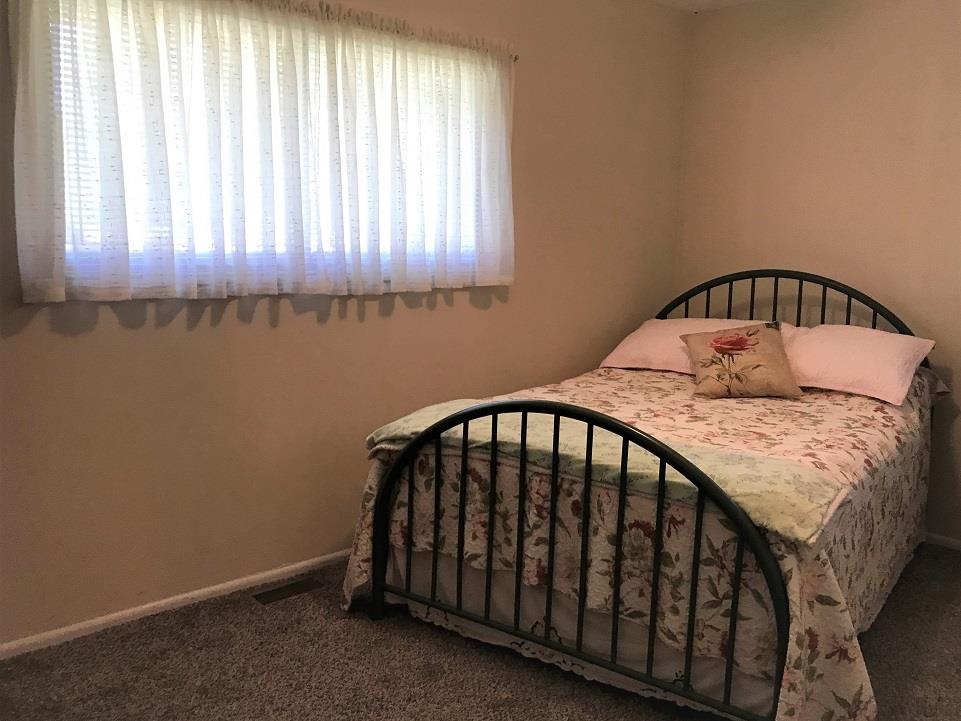 1820 Ridgeway Avenue Vincennes, IN 47591 - Photo 16 of 27 Gallery Image 16