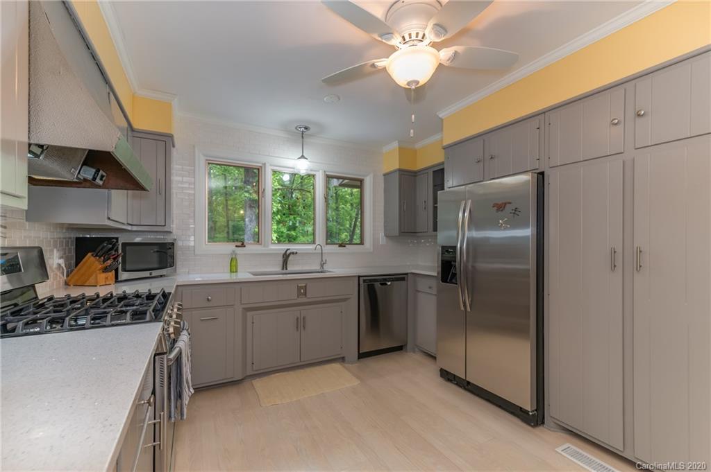 255 Beau Valley Road Tryon, NC 28782 - Photo 8 of 47