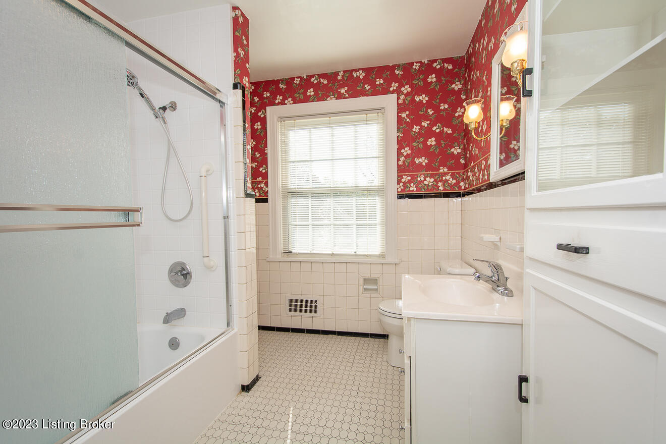 1819 Fleming Road Louisville, KY 40205 - Photo 27 of 42 Fleming-52