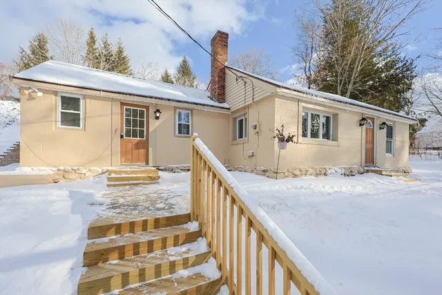 $329,999 | 6 Hastings Road, Spencer, MA 01562