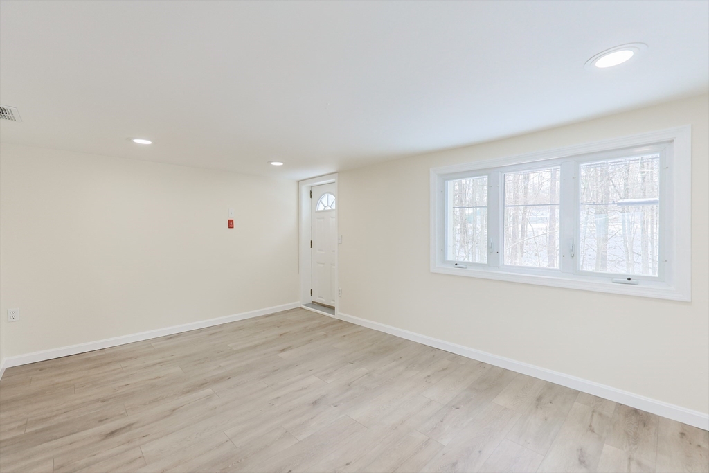 6 Hastings Road Spencer, MA 01562 - Photo 16 of 39 Gallery Image 16
