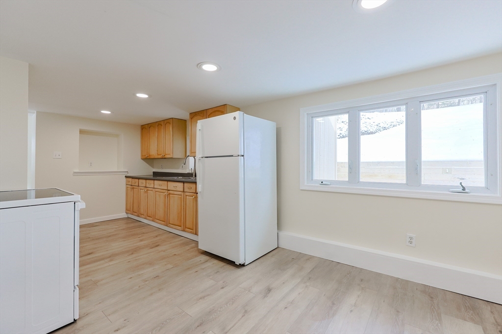 6 Hastings Road Spencer, MA 01562 - Photo 8 of 39 Gallery Image 8