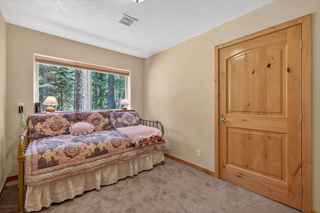 31 Eagle Trail Cascade, ID 83611 - Photo 20 of 50 Main Floor Guest Room