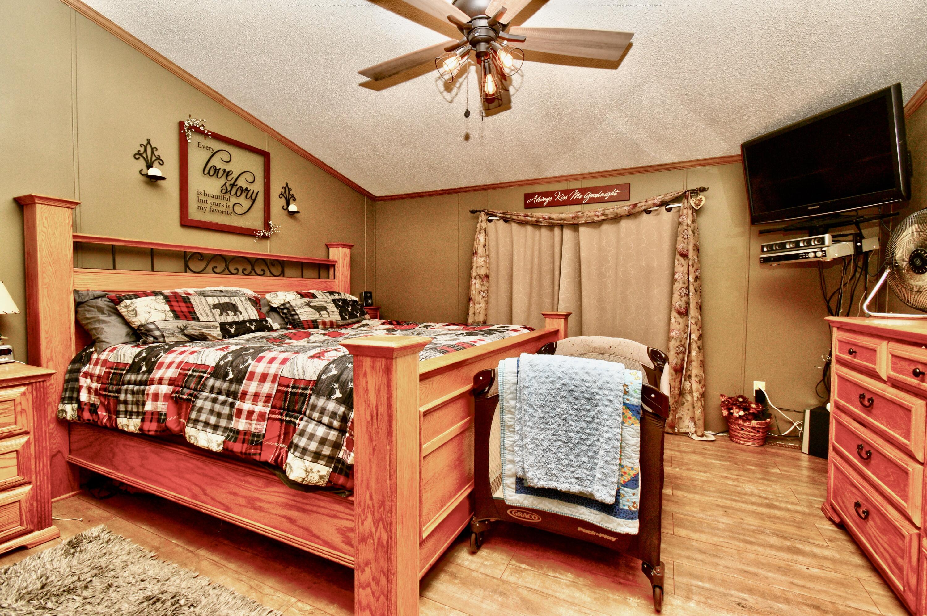 7392 West Blanchard Road Blanchard, MI 49310 - Photo 29 of 83 Main Bedroom