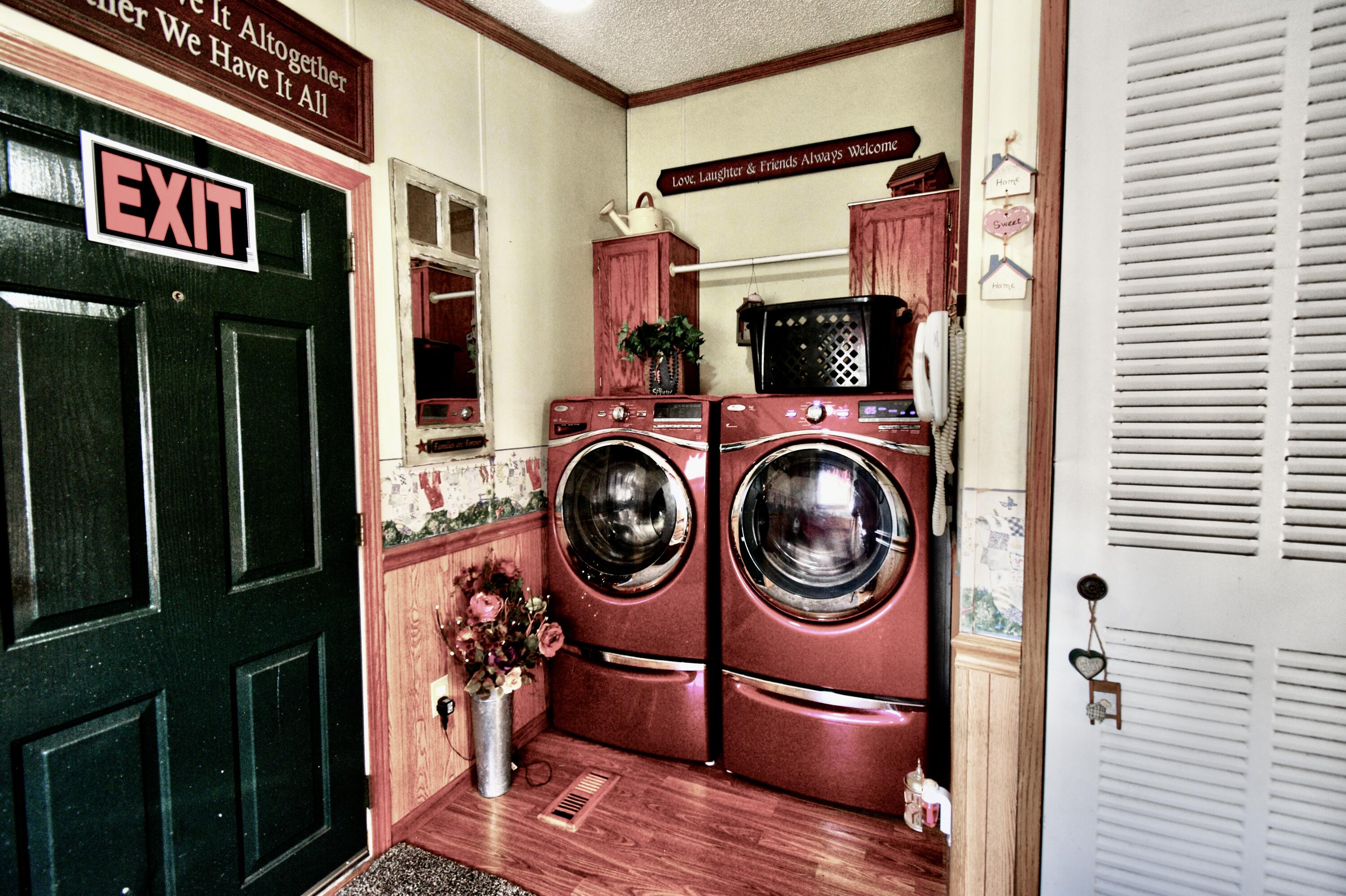 7392 West Blanchard Road Blanchard, MI 49310 - Photo 47 of 83 Laundry / Entry