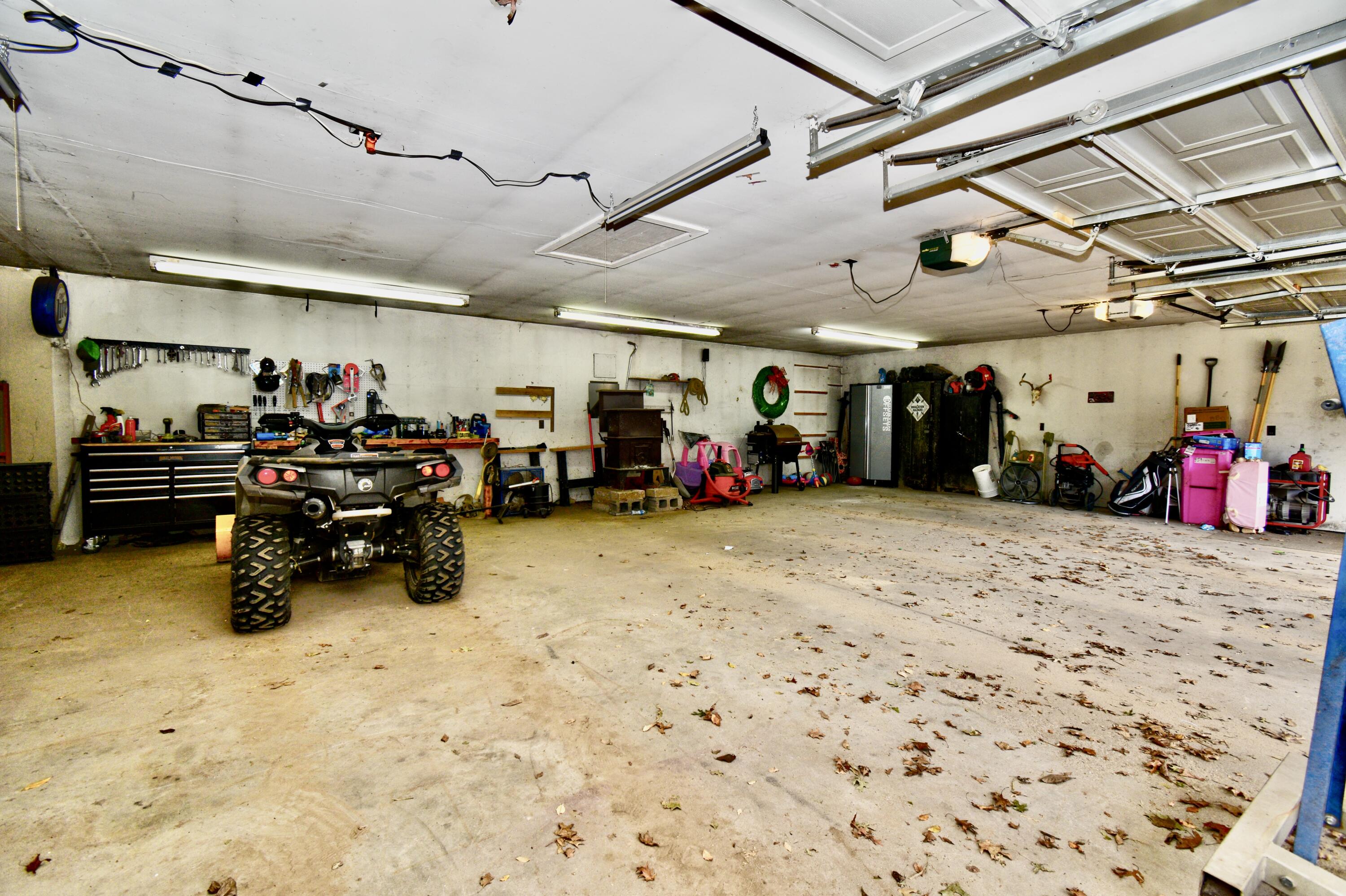 7392 West Blanchard Road Blanchard, MI 49310 - Photo 51 of 83 Garage