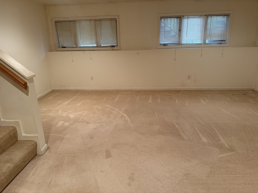 6 Lilac Court, Unit 6 Hopkinton, MA 01748 - Photo 14 of 19