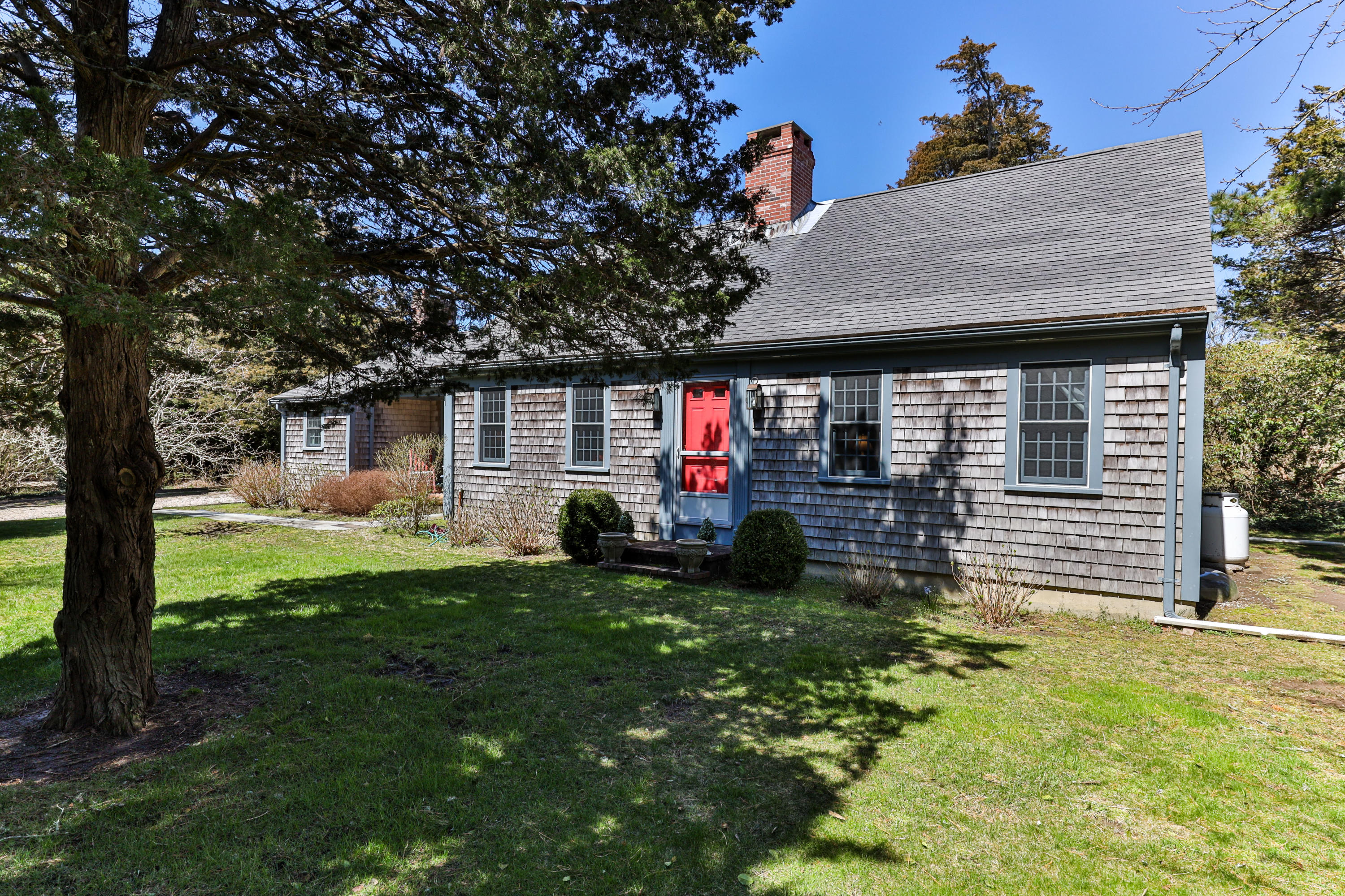 24 Briar Spring Road Orleans, MA 02653 - Photo 5 of 60 24BriLR-3