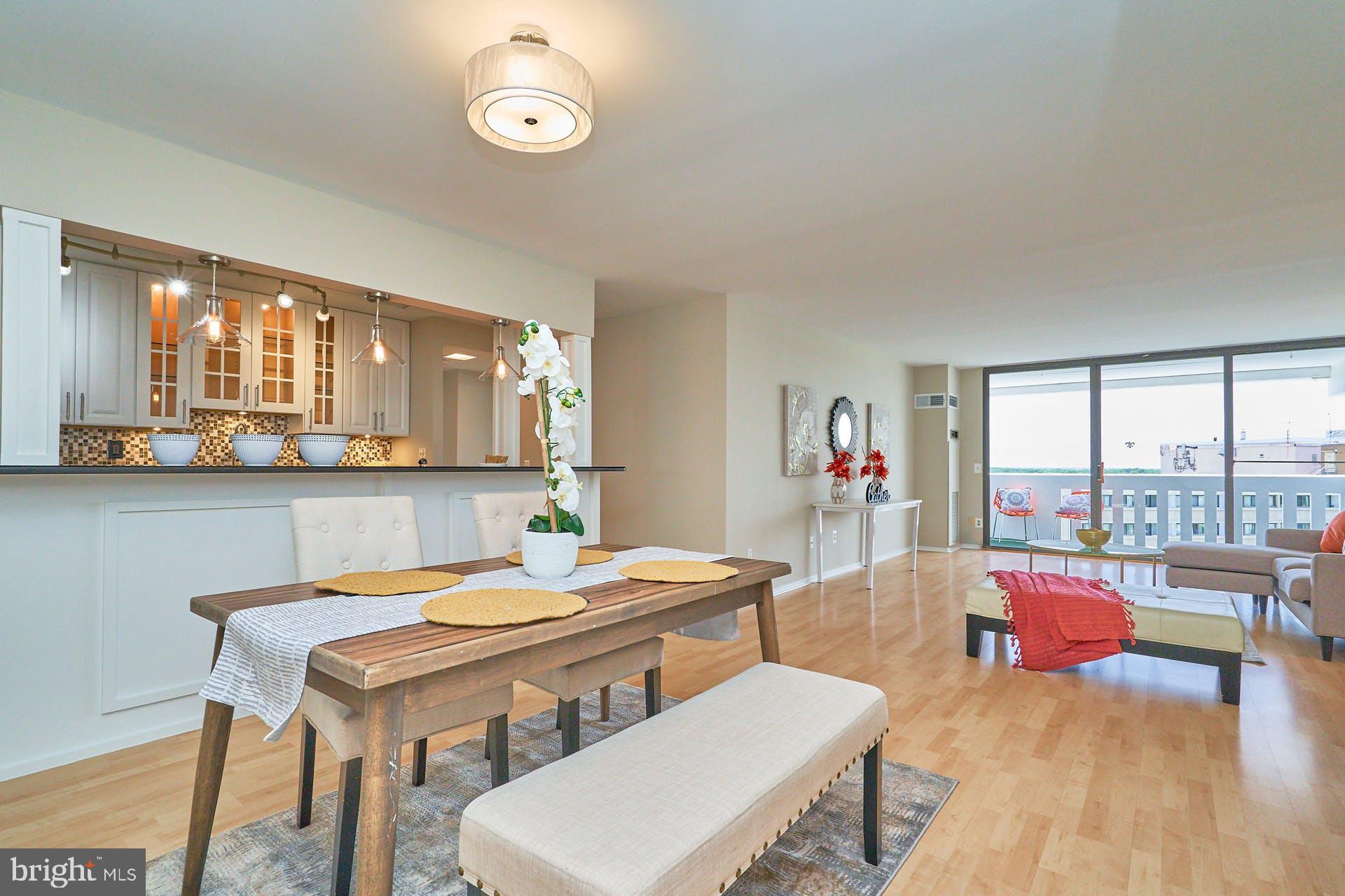 6101 Edsall Road, Unit 1707 Alexandria, VA 22304 - Photo 5 of 45 Spacious Dining Area